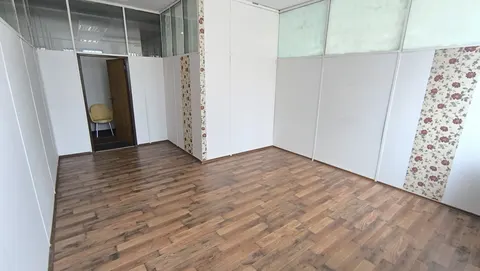 Kancelária 21,5 m² na prenájom v Partizánskom – priestor 313 – fotografia priestoru