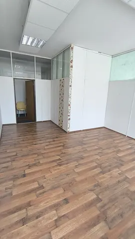 Kancelária 21,5 m² na prenájom v Partizánskom – priestor 313 – fotografia priestoru