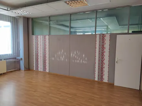 Kancelária 36 m² na prenájom v Partizánskom – priestor 103 – fotografia priestoru